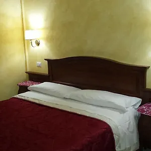 3 Lati Di Pitagora Rzym